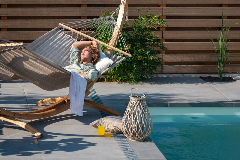 Finding Inner Peace: How Hammocks Can Improve Your Mental Well-being